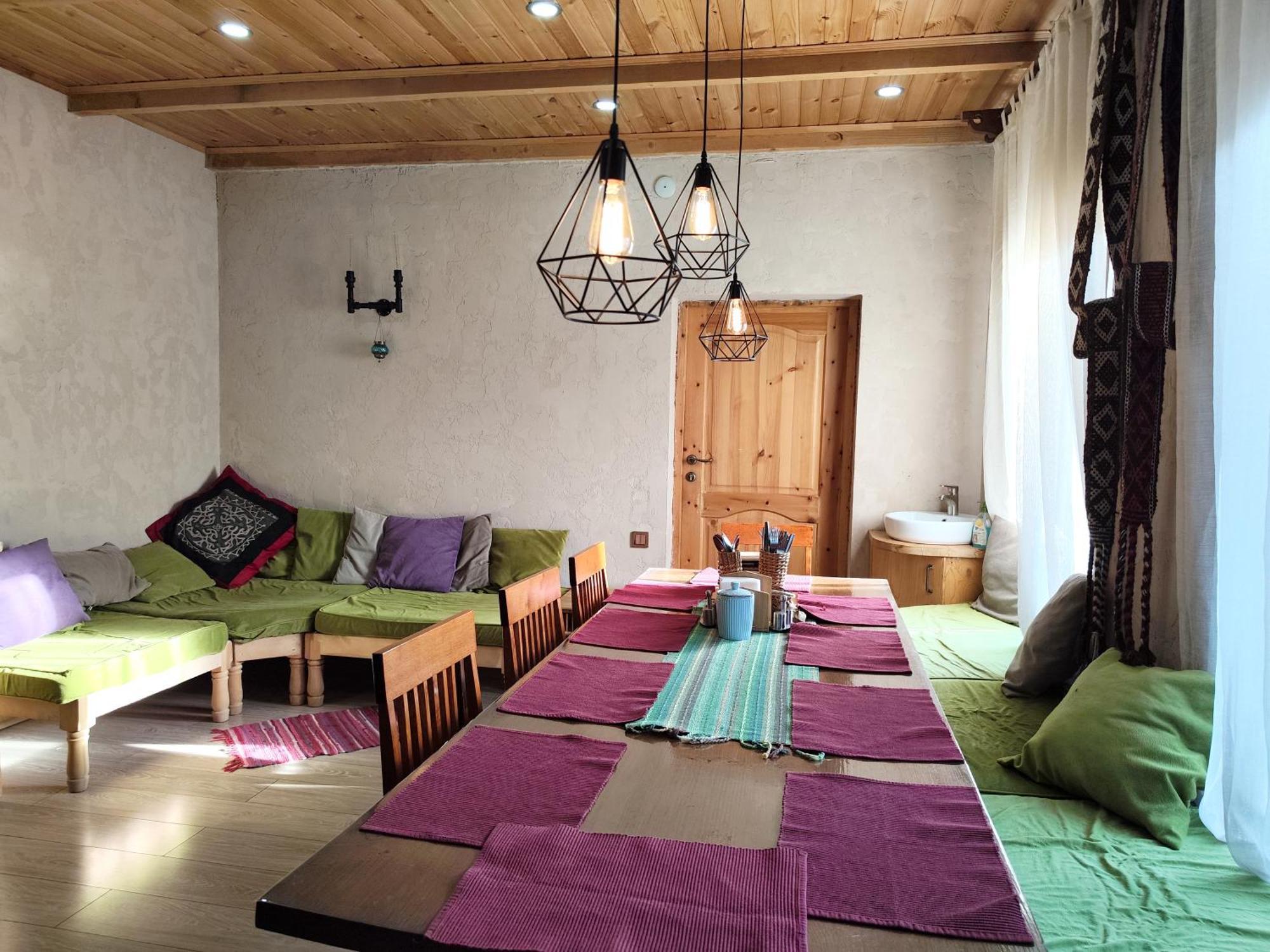 Evergreen Guesthouse Karakol Exterior foto