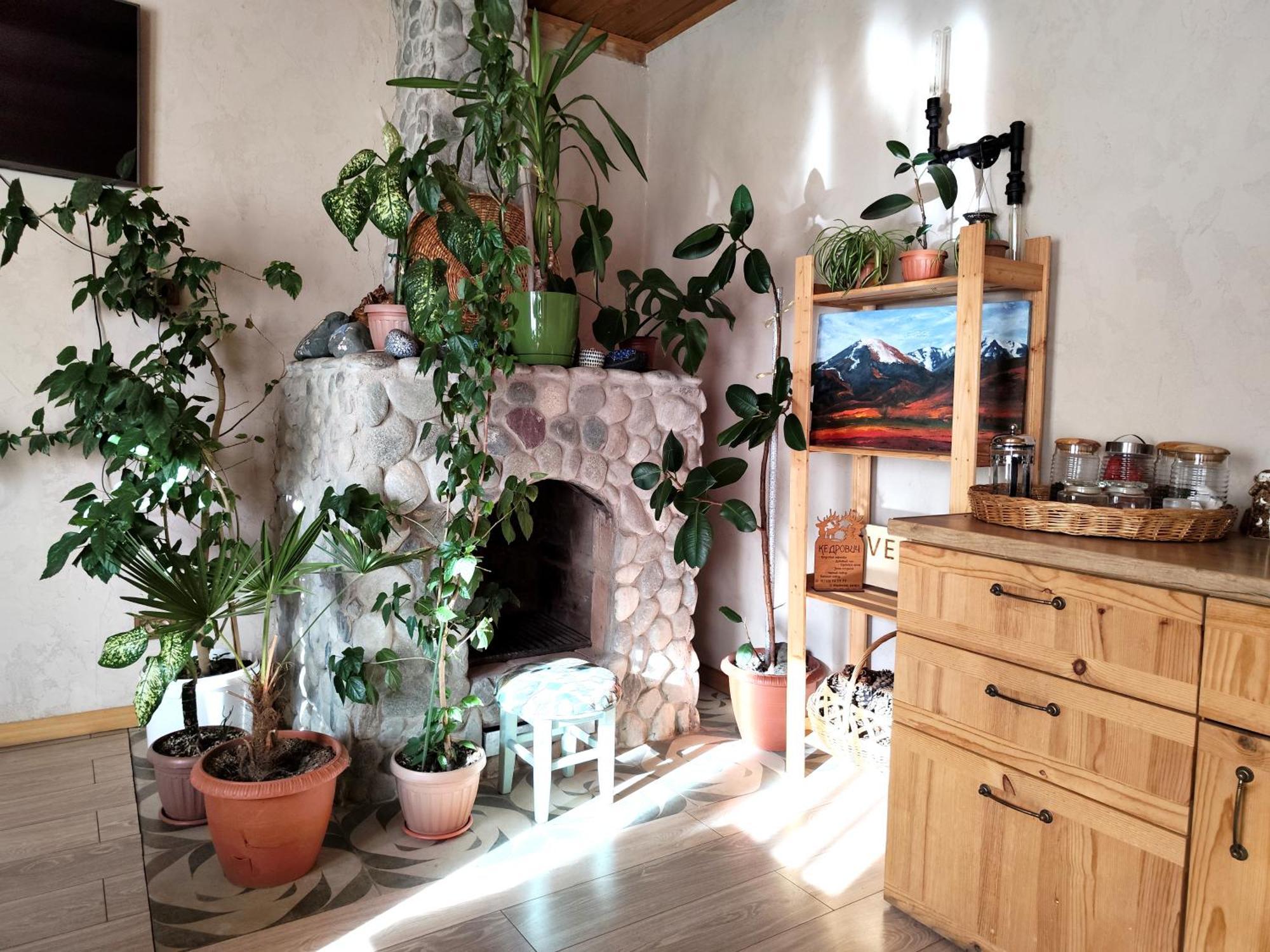 Evergreen Guesthouse Karakol Exterior foto